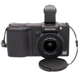 Ricoh GX200 + Ricoh VF-1 Occasion