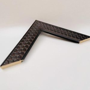 Fotolijst Maatwerk 60x80 Toscaans geschubd op zwart