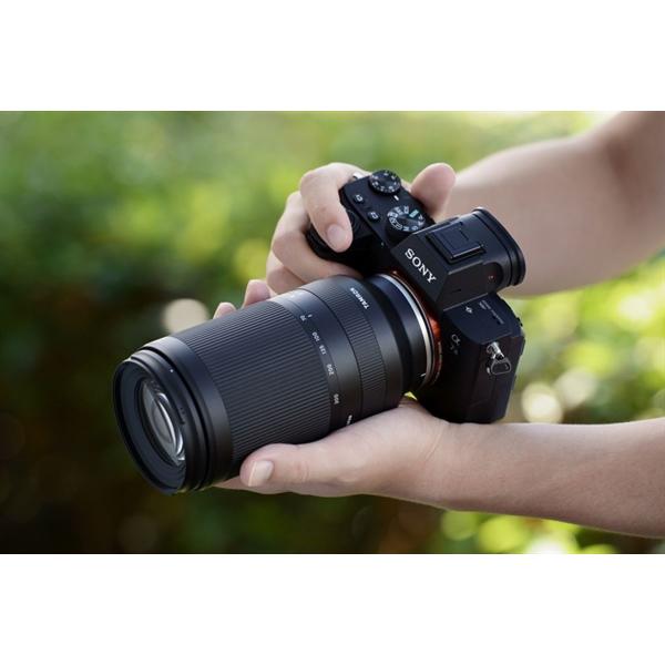 Tamron 70-300mm f/4.5-6.3 DI III RXD Sony FE - Image 4