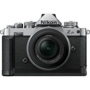 Nikon Z FC + Z 16-50mm f/3.5-6.3 VR (SL)