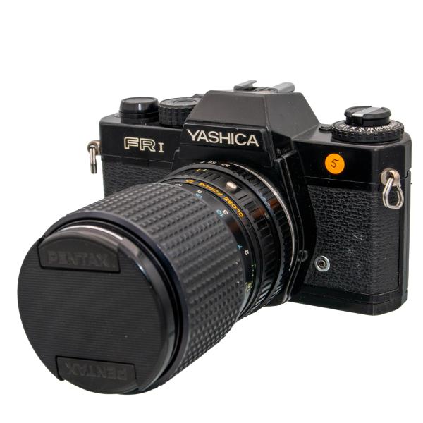 Yashica FR 1 + Tokina 35-105mm f/3.5-4.3 Occasion - Image 3
